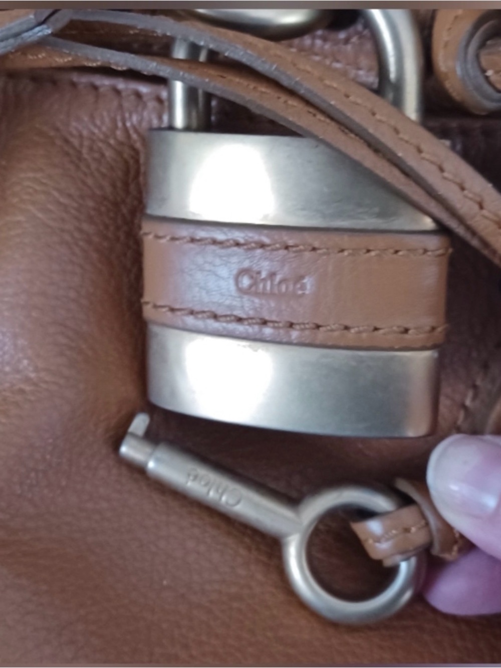 Authentic Chloe Paddington Tan Leather Satchel Gold padlock & key EUC Vintage - Picture 3 of 9